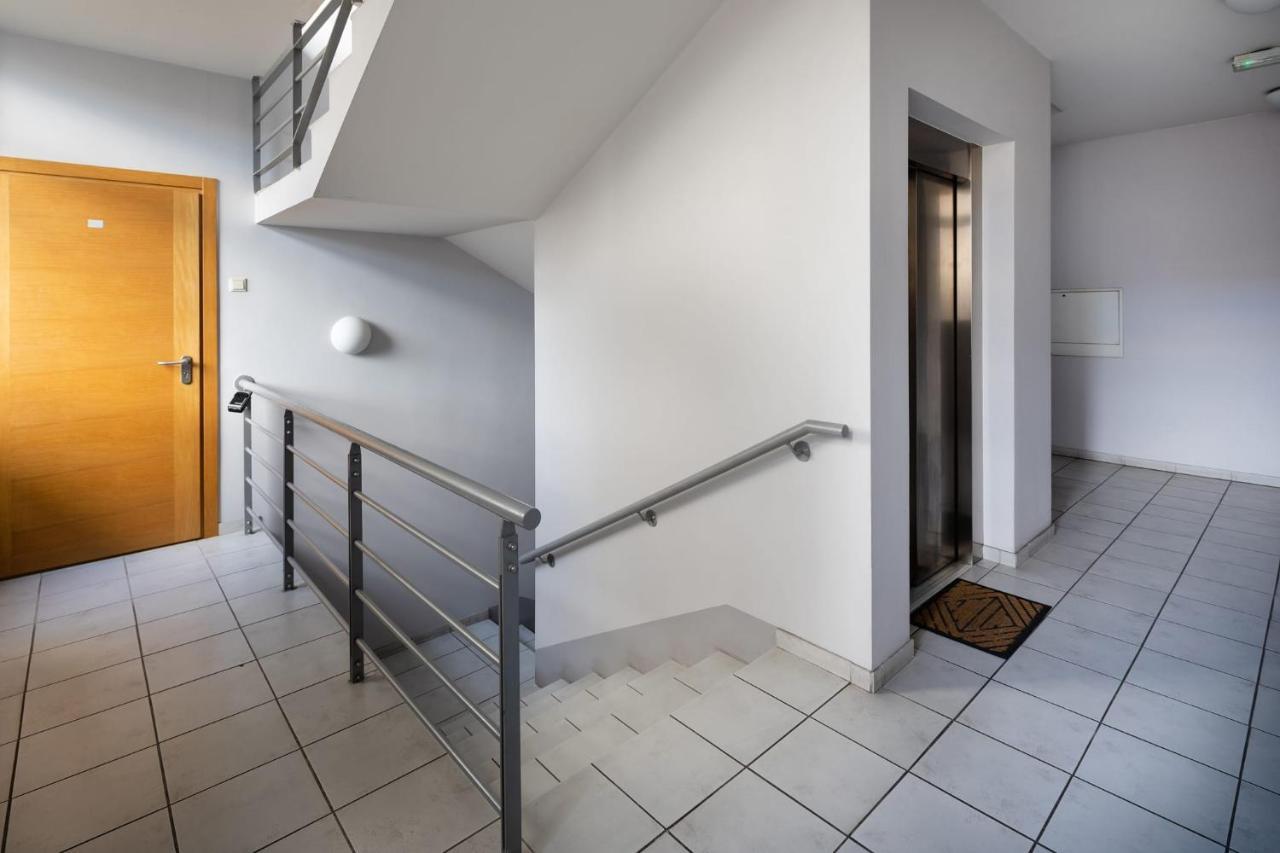 Ziedondarza Park One Bedroom Apartment With Balcony Рига Экстерьер фото